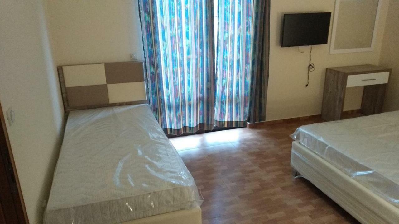 Rooms Ibrocevic 乌尔齐尼 外观 照片